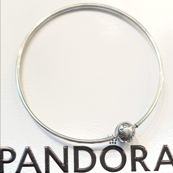 Pandora charm bracelet - Picture 8 of 8